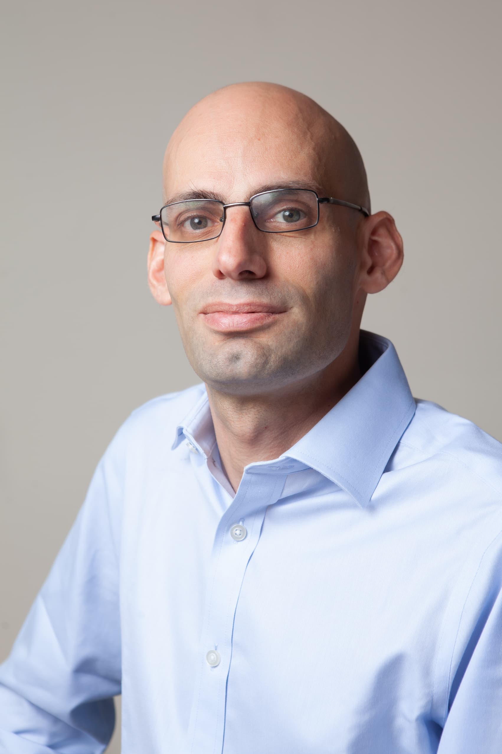 עו״ד גיא זומר – עורך דין פלילי, תמונת פורטרט מקצועית